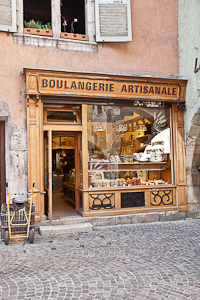 Boulangerie Artisanale, Annecy which sells very tasty Pain au Raisen
